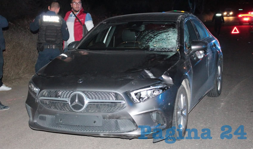 El homicida conducía este automóvil Mercedes Benz azul