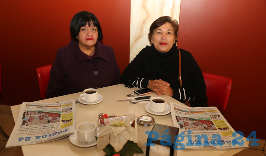 En el restaurante Mitla compartieron los primeros alimentos del d&iacute;a Elizabeth Dom&iacute;nguez Garc&iacute;a e Imelda Guzm&aacute;n Mauricio