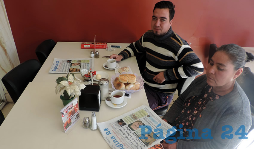 Orlando Cuevas y Gloria G&oacute;mez Rodr&iacute;guez compartieron el pan y la sal en el restaurante Mitla