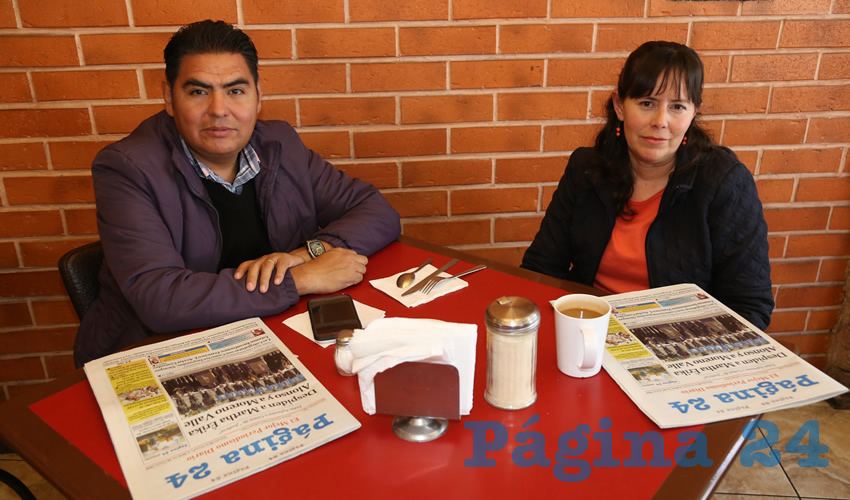 En Las Antorchas desayunaron Jos&eacute; P&eacute;rez S&aacute;nchez y su esposa M&oacute;nica de P&eacute;rez