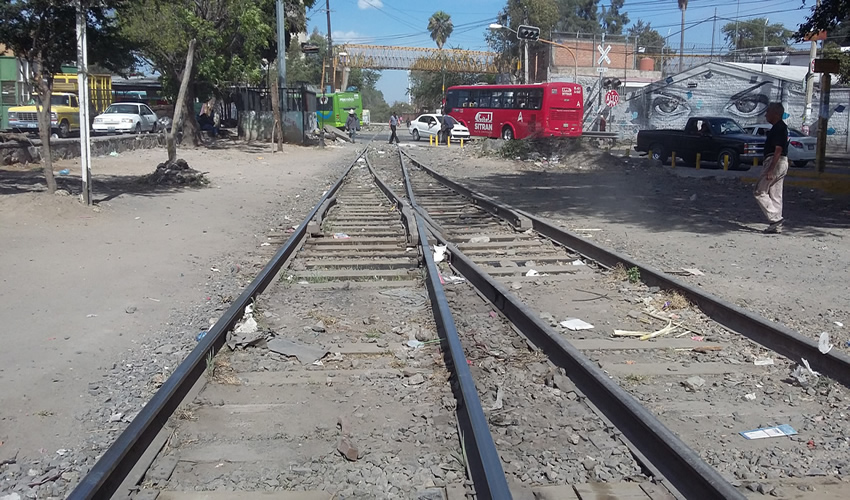 Luego de que hace tres días se registraron hasta 324 puntos Imeca en Las Pintas, lo que devino una contingencia ambiental fase 3, los vecinos de estas colonias piden que se tomen en cuenta medidas de prevención y que no sólo se reaccione/Fotos: Francisco Tapia