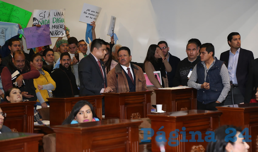 Las mujeres feministas festejaron su triunfo