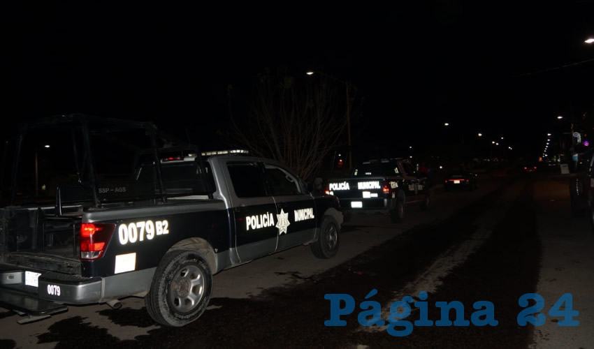 Los polic&iacute;as municipales, de apellido Rayas y Esp&iacute;ndola, estaban a cargo de la camioneta patrulla 0079-B2