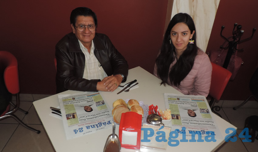 José Manuel Rosales Cortés, secretario general del Sindicato Nacional de Jubilados y Pensionados de Aguascalientes; y Yazmín Rosales López almorzaron en el restaurante Mitla