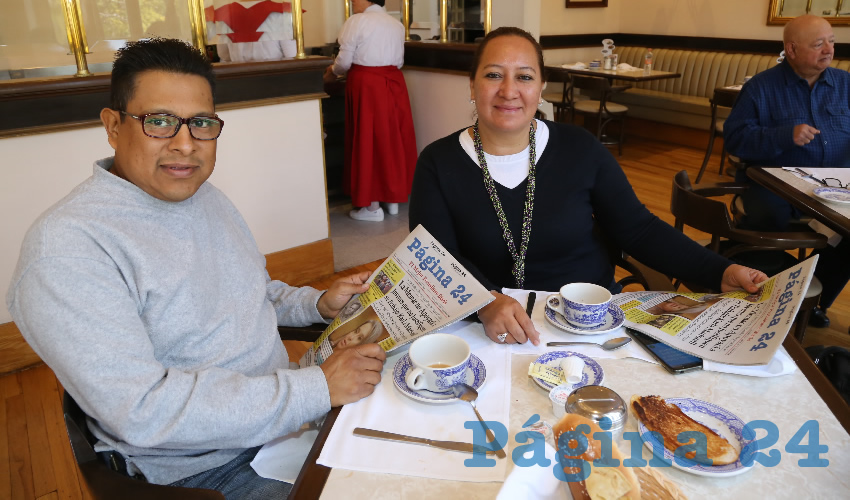 En Sanborns Francia desayunaron Juan José Félix Monsalvo y su esposa Elvira Rodríguez García