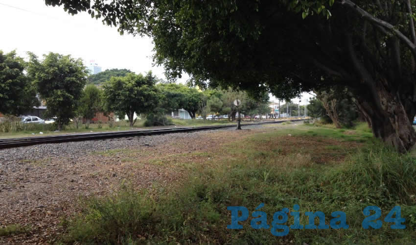 Muchos asaltos se cometen por la avenida Inglaterra de Guadalajara, lamentaron vecinos que habitan en los alrededores de las vías del tren