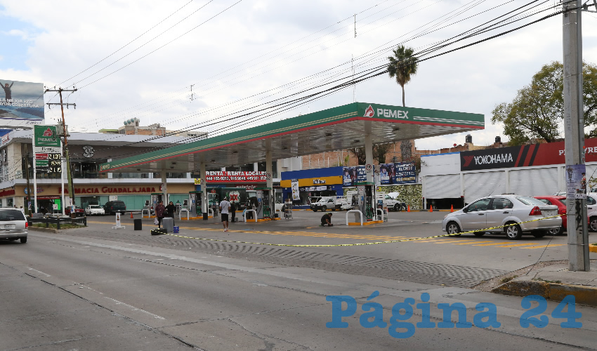 Los expendios de gasolina permanecen cerrados