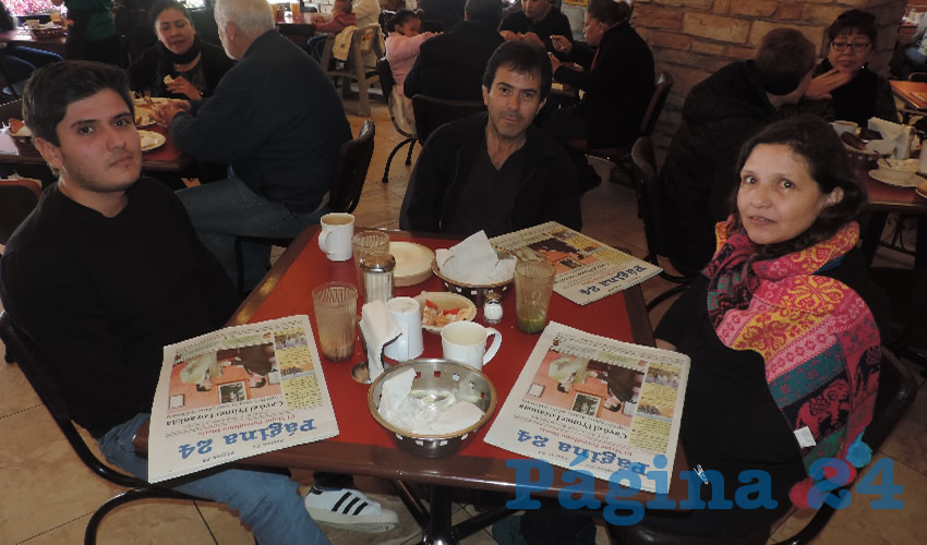 Edgar Serna Cardona, Fernando Serna Perezchica y Ma. del Refugio Cardona Eudave almorzaron en el restaurante Las Antorchas