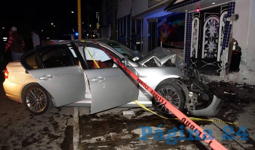El automóvil BMW que conducía el hoy homicida