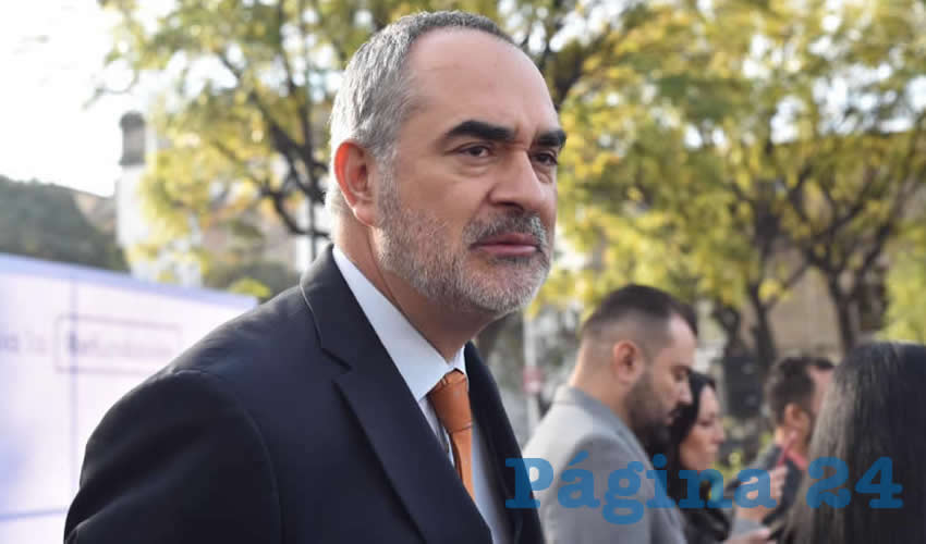 Pese a que hubo voto diferenciado dentro de su partido, el coordinador de MC en el Congreso local, Salvador Caro Cabrera, aseguró que no hay rompimiento entre el gobernador Enrique Alfaro Ramírez y la UdeG tras el polémico crédito aprobado/ Foto: Archivo Página 24