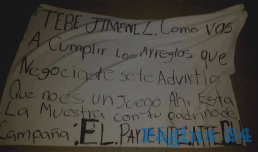 El mensaje lo amarraron en un puente peatonal en avenida Adolfo López Mateos