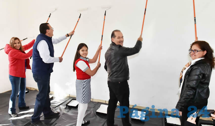 En la primaria Cuitláhuac, el gobernador del Estado encabezó la reapertura del programa Renueva tu Escuela