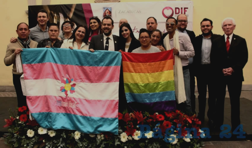 En el marco del Día del Amor y la Amistad, Ulises Mejía Haro, presidente municipal de Zacatecas, anunció que en el municipio ya será posible la unión civil entre personas del mismo sexo: “Estamos comprometidos a impulsar una administración incluyente, impulsar los derechos humanos y a favor de la no discriminación” (Foto Rocío Castro)