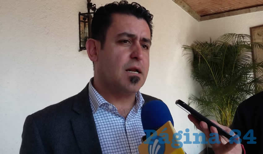 “El rezago con que cuenta el estado nos obliga a hacer una apuesta mucho más agresiva, particularmente en un programa de inversión enfocado a la construcción y reconstrucción, modernización de carreteras, obras de infraestructura hidráulica, corredores de movilidad, infraestructura en materia de comunicación” y el Peribus, argumentó el jefe de Gabinete del estado Hugo Luna/Foto: Francisco Tapia