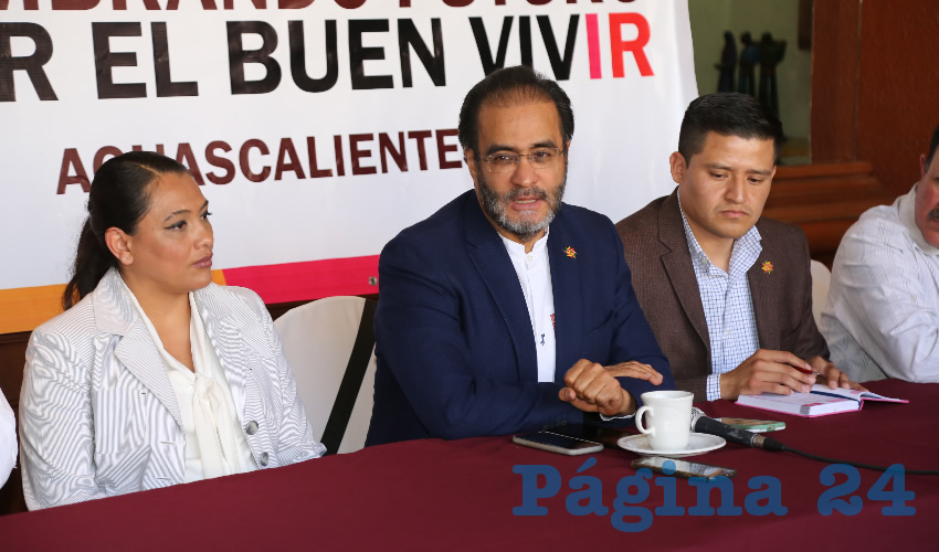 Ren&eacute; Bejarano Mart&iacute;nez en Aguascalientes para reunirse con l&iacute;deres campesinos (Foto: Eddylberto Lu&eacute;vano Santill&aacute;n)