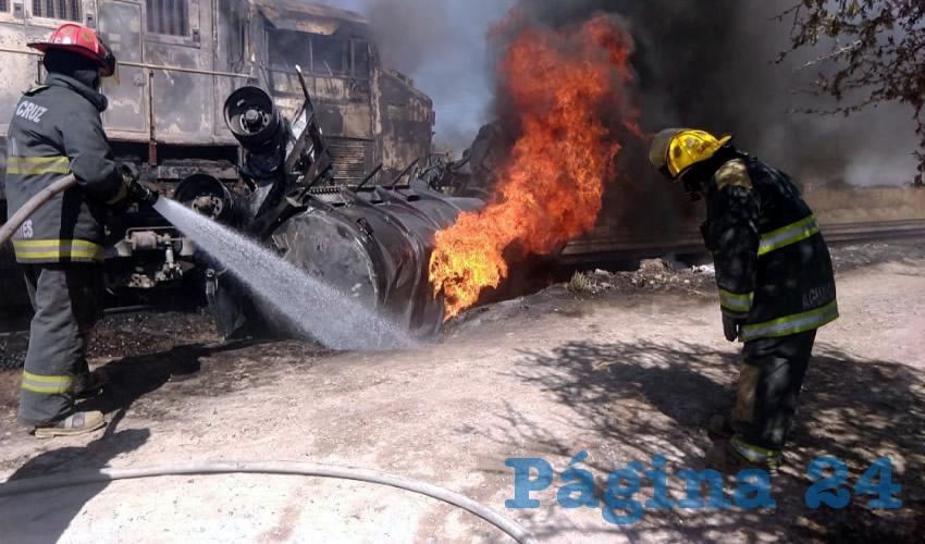 Bomberos municipales evitaron que el fuego se propagara