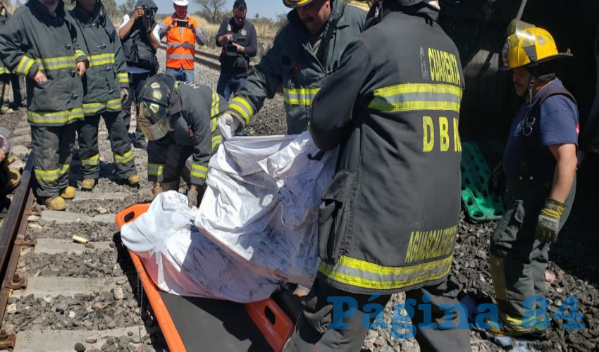 Los restos de las víctimas fueron llevados al Servicio Médico Forense