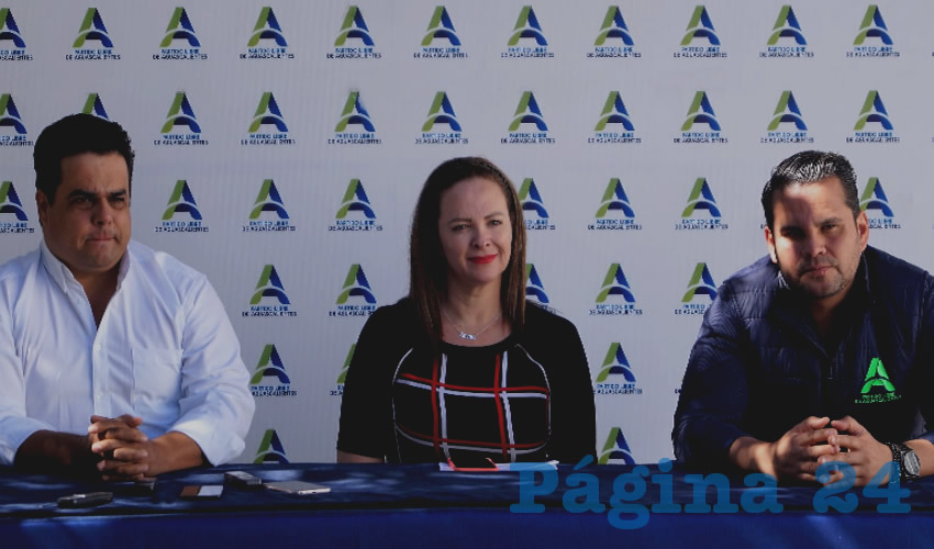 Daniel López Ponce, Emma Ramírez López y Vicente Pérez Almanza en rueda de prensa del Partido Libre de Aguascalientes