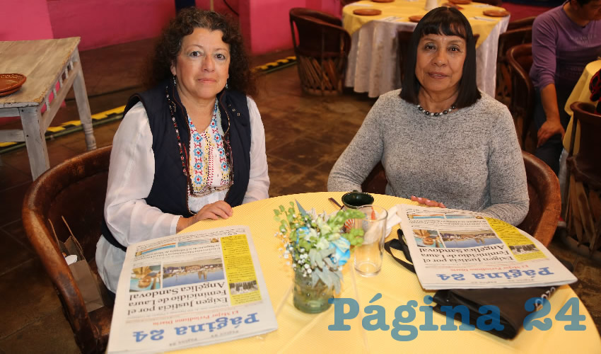 En la Saturnina desayunaron Carolina Arias Orozco y María del Rosario Esparza Ramírez