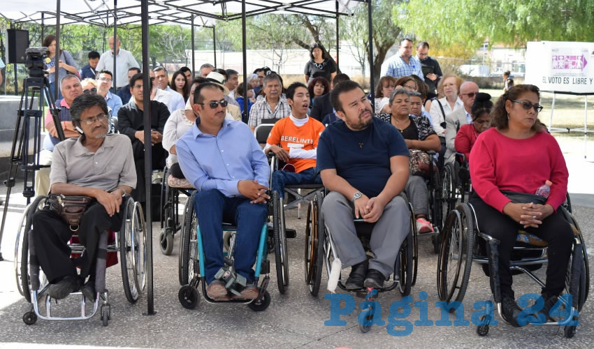 En el CRIT se llev&oacute; a cabo un simulacro de c&oacute;mo las personas con discapacidad pueden tramitar su credencial y ejercer su derecho al voto