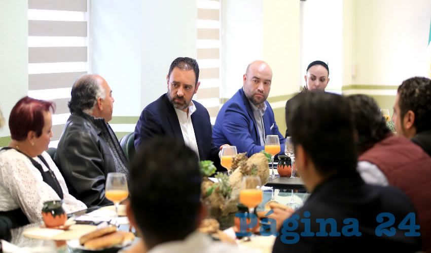 En reunión con propietarios de establecimientos con menos de 30 habitaciones, el mandatario ofreció trabajo coordinado
