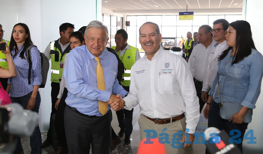 Ayer cerca de las 14:30 horas arribó al aeropuerto internacional ‘Jesús Terán Peredo’ de Aguascalientes, el presidente de la República Andrés Manuel López Obrador