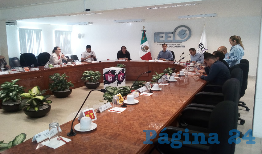 Sesión extraordinaria del Instituto Estatal Electoral