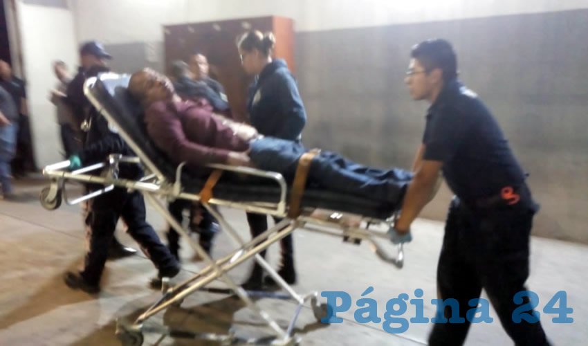 El pillo Miguel &Aacute;ngel amag&oacute; a un ruletero con una pistola de pl&aacute;stico, siendo castigado severamente por trabajadores del volante