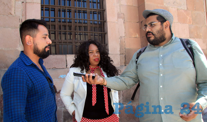 Normary Gisel Quintero Romero y Carlos Villegas Serrano, dieron a conocer el trabajo que vienen realizando a través de la organización cultural Palabra Andante, quienes aplican la Jornada Itinerante Internacional de Oralidad (Foto Rocío Castro Alvarado)