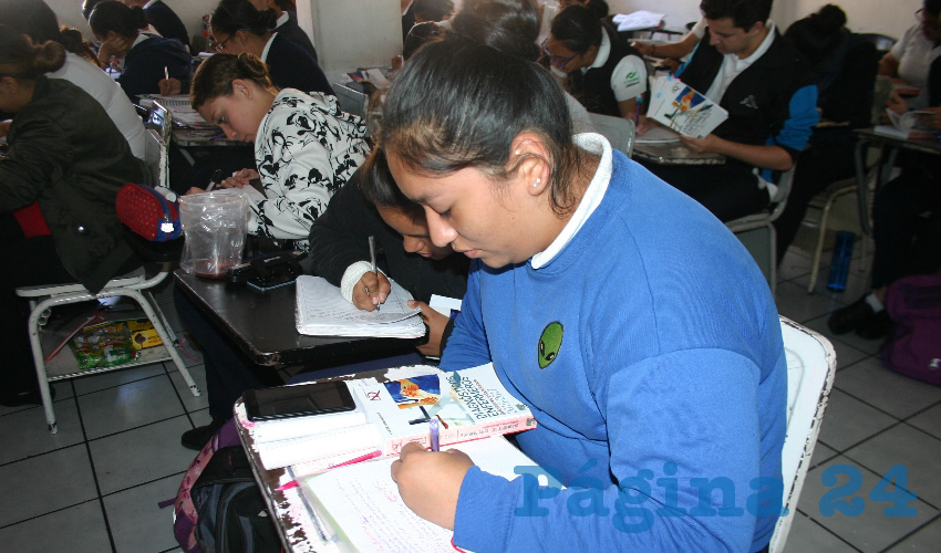 En diversas ocasiones los estudiantes han intentado hablar con el director de la academia con la intención de que escuche sus demandas y se trate de hacer algo para solventar los gastos, pero no son recibidos, por lo que llaman al alcalde Ismael del Toro a que aitenda la situación/Foto: Francisco Tapia