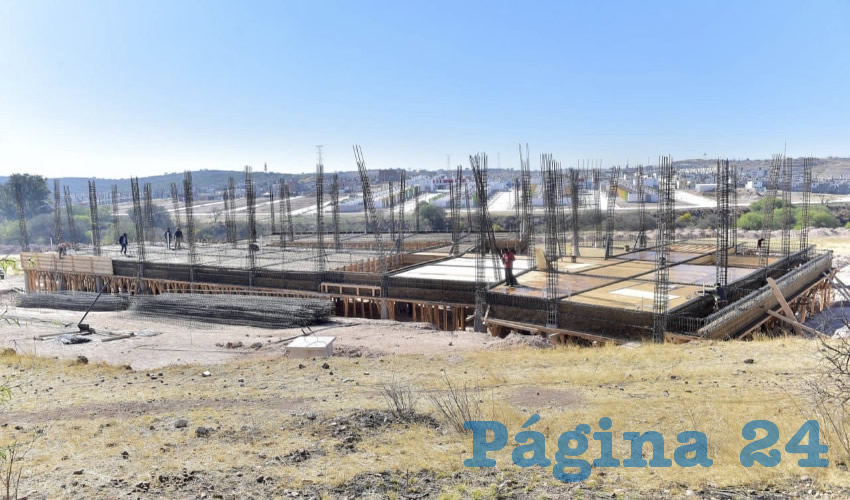 El campus que actualmente se construye para dicha Institución tiene un avance de 40 por ciento en su edificación