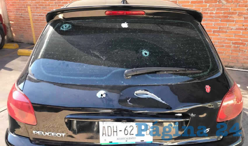 El auto presuntamente baleado por Jesús Enrique Ramírez Pérez