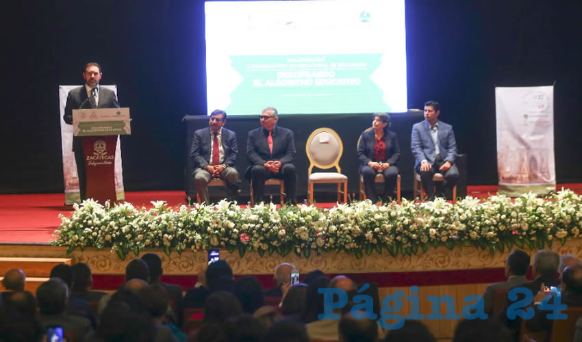 Felicita vicepresidente a Alejandro Tello por su impulso a foros internacionales de educación