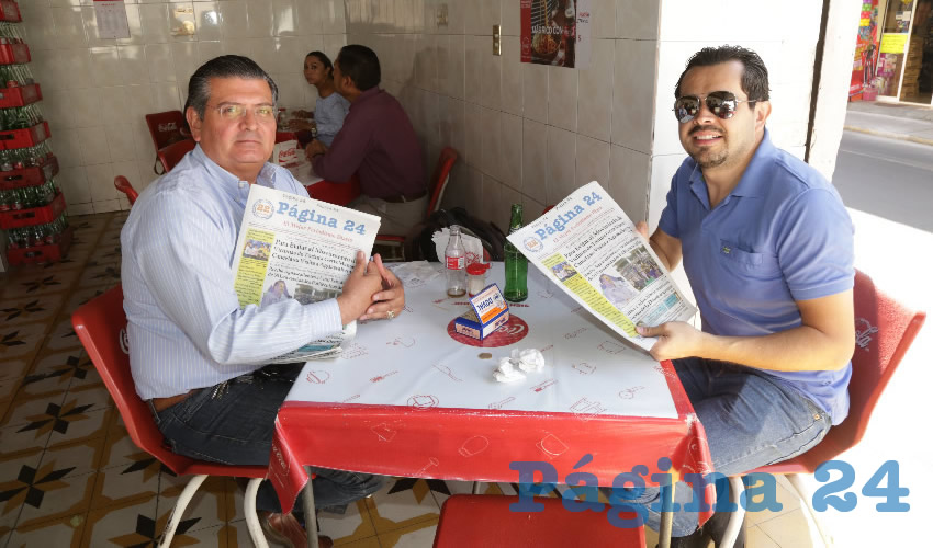 En Carnitas El Mono desayunaron H&eacute;ctor Mac&iacute;as Lu&eacute;vano y Omar Rodr&iacute;guez Barrag&aacute;n