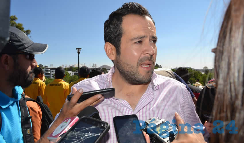 Ulises Mejía Haro, dijo estar agradecido con la ciudadanía pues les están mostrando la confianza que tienen hacia las acciones del gobierno municipal (Foto: Merari Martínez)
