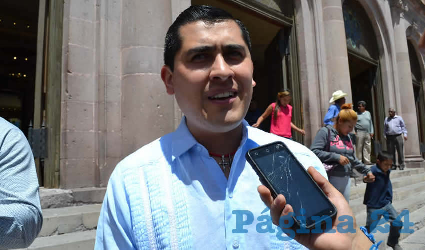 Carlos Peña Badillo, resaltó el llamado que realizó el gobernador Alejandro Tello Cristerna hacia la estrategia para erradicar el analfabetismo en la entidad (Foto: Merari Martínez)