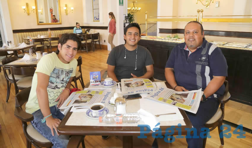 Juan Pablo Herrera D&iacute;az, Jos&eacute; Alejandro Rodr&iacute;guez C&aacute;rdenas y Luis Rodr&iacute;guez Dur&aacute;n desayunaron en Sanborns Francia