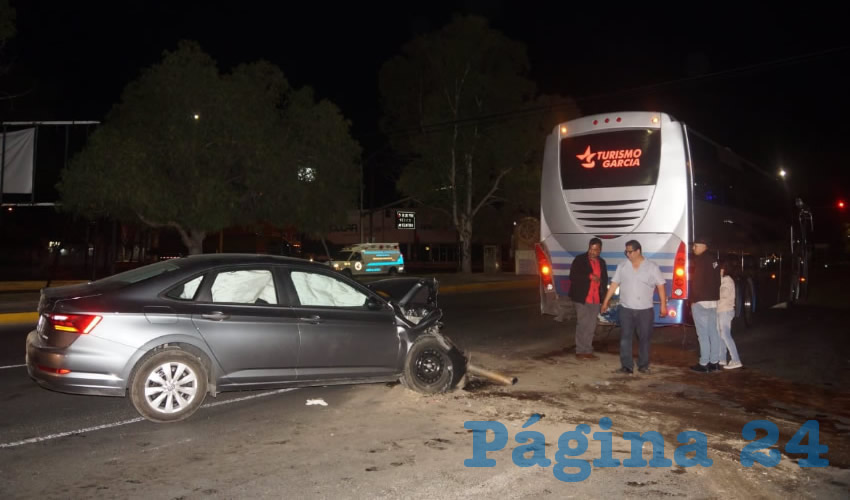 Julio César Muñoz colisionó por alcance contra un autobús