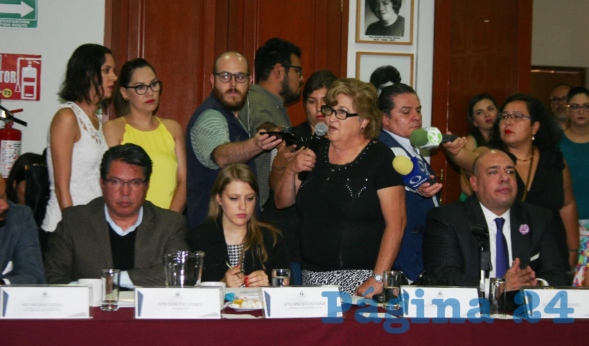 Ahí quedó el “Congreso Abierto e Incluyente” que tanto presumen los diputados de la presente legislatura: familiares de víctimas de desaparición en Jalisco criticaron que menospreciaron su presencia y sus puntos de vista para incluir en la respectiva ley/Foto: Francisco Tapia