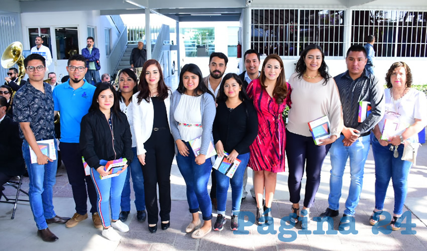 Además de realizar obras para el mejoramiento de planteles educativos, también se han puesto en marcha innovadores proyectos