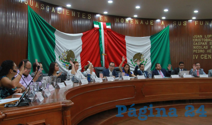 Los integrantes del Cabildo de Aguascalientes mostraron su respaldo a la alcaldesa Tere Jiménez