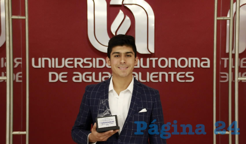 Luis Francisco Ornelas Ríos, egresado de Ingeniería Biomédica de la UAA