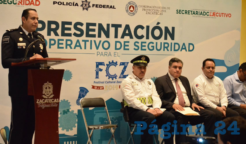 Por parte de la Policía Estatal, Marco Cervantes González expuso que instalarán anillos de seguridad donde estarán presentes 100 elementos de esta corporación, 40 de la Metropolitana, y 60 de la Municipal, todos desplegados sobre la avenida González Ortega e Hidalgo (Foto Rocío Castro Alvarado)