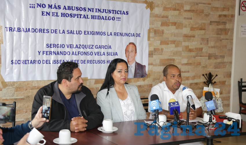 Extrabajadores del ISSEA y del CHMH (Foto: Eddylberto Lu&eacute;vano Santill&aacute;n)