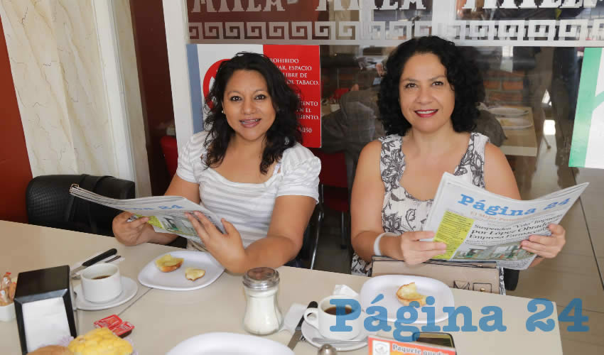 En el restaurante Mitla compartieron el primer alimento del día Laura Romero Ramírez y Celia Batres Marmolejo