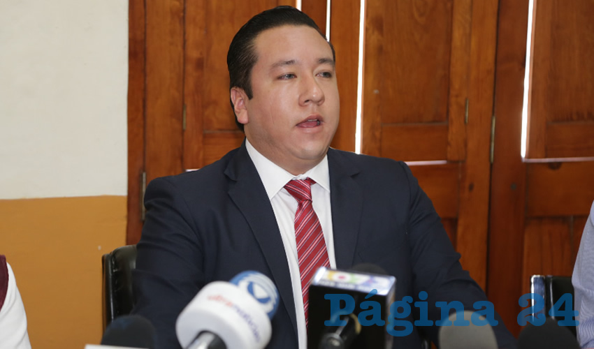 Carlos Ricardo Olvera Ávila, delegado estatal de la Profeco
