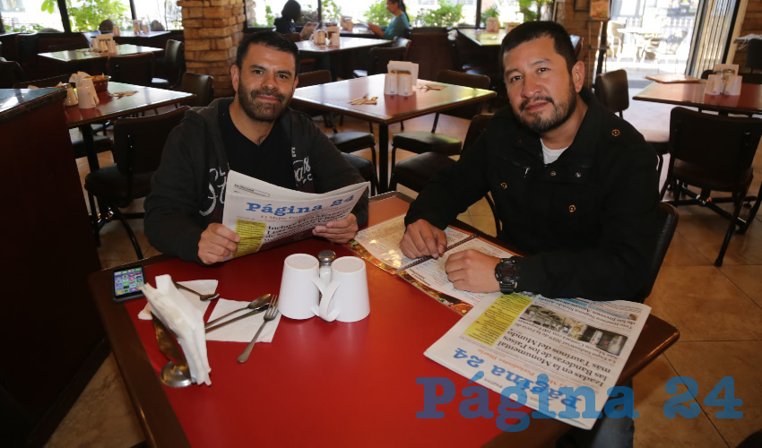 En Las Antorchas almorzaron Daniel Delgadillo Lozano y Ulises Mart&iacute;nez Ortiz, que nos visitan de Ciudad de M&eacute;xico