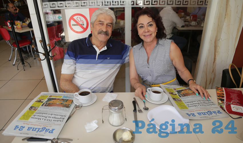 Delfino Gámez Trejo y Ana Josefina Trejo Rodríguez compartieron el primer alimento del día en el restaurante Mitla