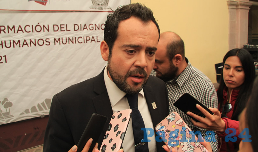 Ulises Mejía Haro, presidente municipal de Zacatecas, dio a conocer que prevén presentar una propuesta de cerrar de manera temporal algunas calles principales en ciertos días y horarios (Foto Rocío Castro)