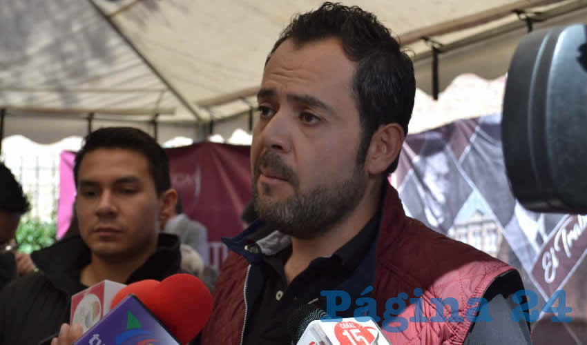 Ulises Mejía Haro, presidente municipal de Zacatecas: Si un comerciante solicita un crédito de 10 mil o 100 mil pesos, será la misma cantidad lo que tendrá que pagar al cierre del año para que pueda salir adelante en su negocio: “Queremos que todos sean beneficiados”.